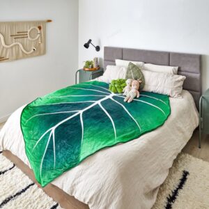 Super Soft Giant Leaf Blanket - Home Decoration