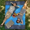 Light-weight outdoor picnic mat, beach mat