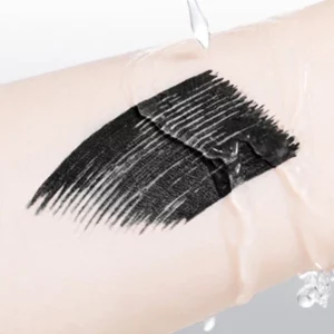 Innovative Metal Mascara