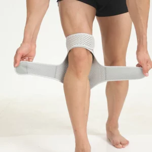 Adjustable knee protection brace for sports