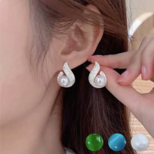 Elegant simulated pearl and rhinestone earrings