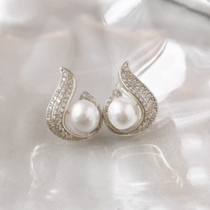 Elegant simulated pearl and rhinestone earrings