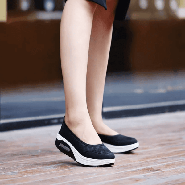 Women's Daily Comfortable Breathable Shockproof Arch Support Orthopedic Slip-on Sneakers